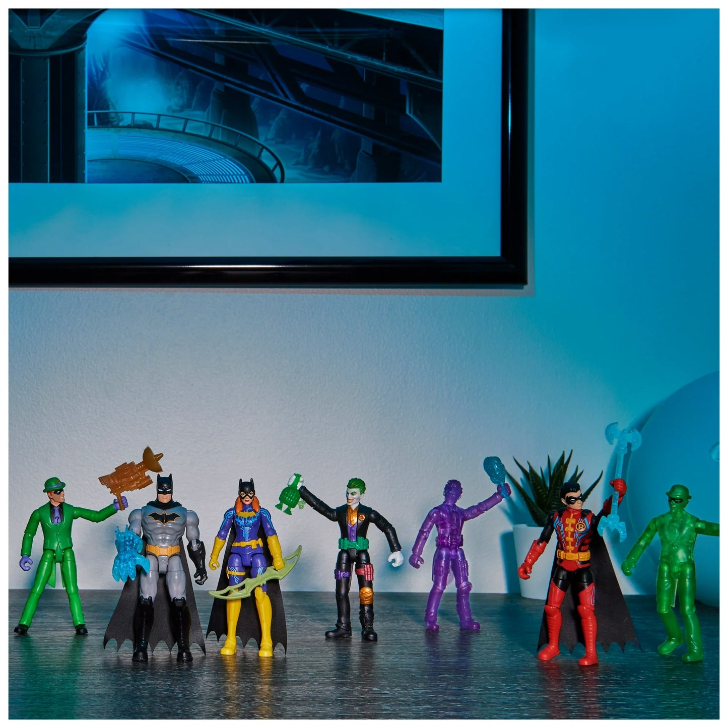 Bat-Tech Batman 4-inch Action Figure with 3 Mystery Accessories, for Kids Aged 3 and up - Fashions for Home
