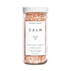 HERBIVORE Calm Soaking Bath Salts – Natural Himalayan Pink Salt, Moisturizing + Relaxing, Ylang Ylang & Vanilla, Plant-Based, Vegan, Cruelty-Free, 8 oz