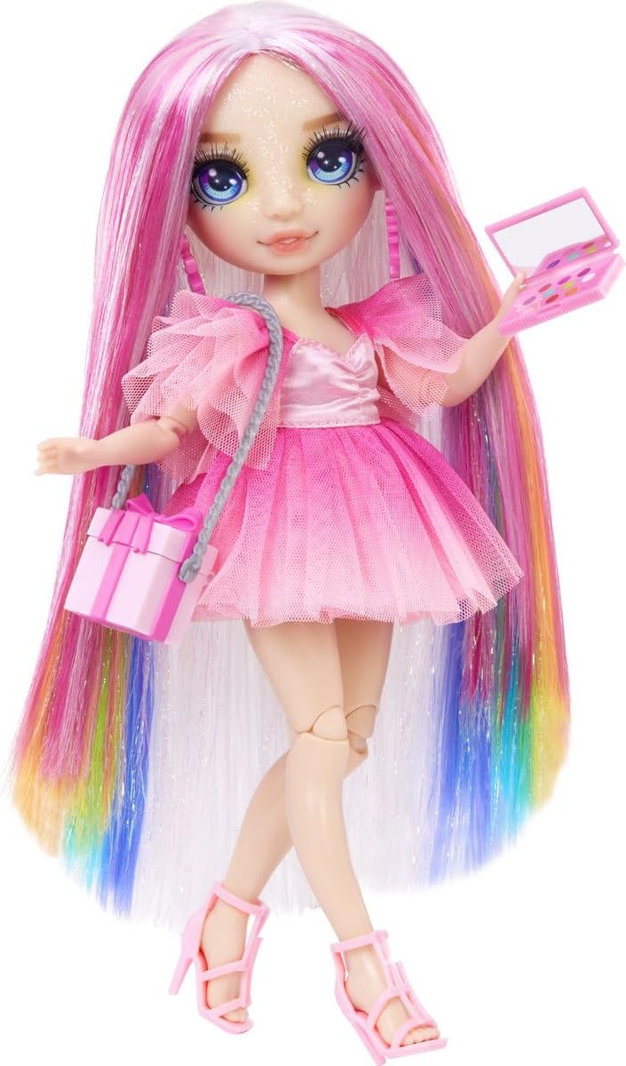 Rainbow High Fashion Pack, Assorted Pack Includes 1 Random Outfit w/Shoes, Jewelry and Play Accessories. Which Outfit Will You Get? Mix & Match to Create Tons of Fun Looks. Kids Toy Gift Ages 4-12