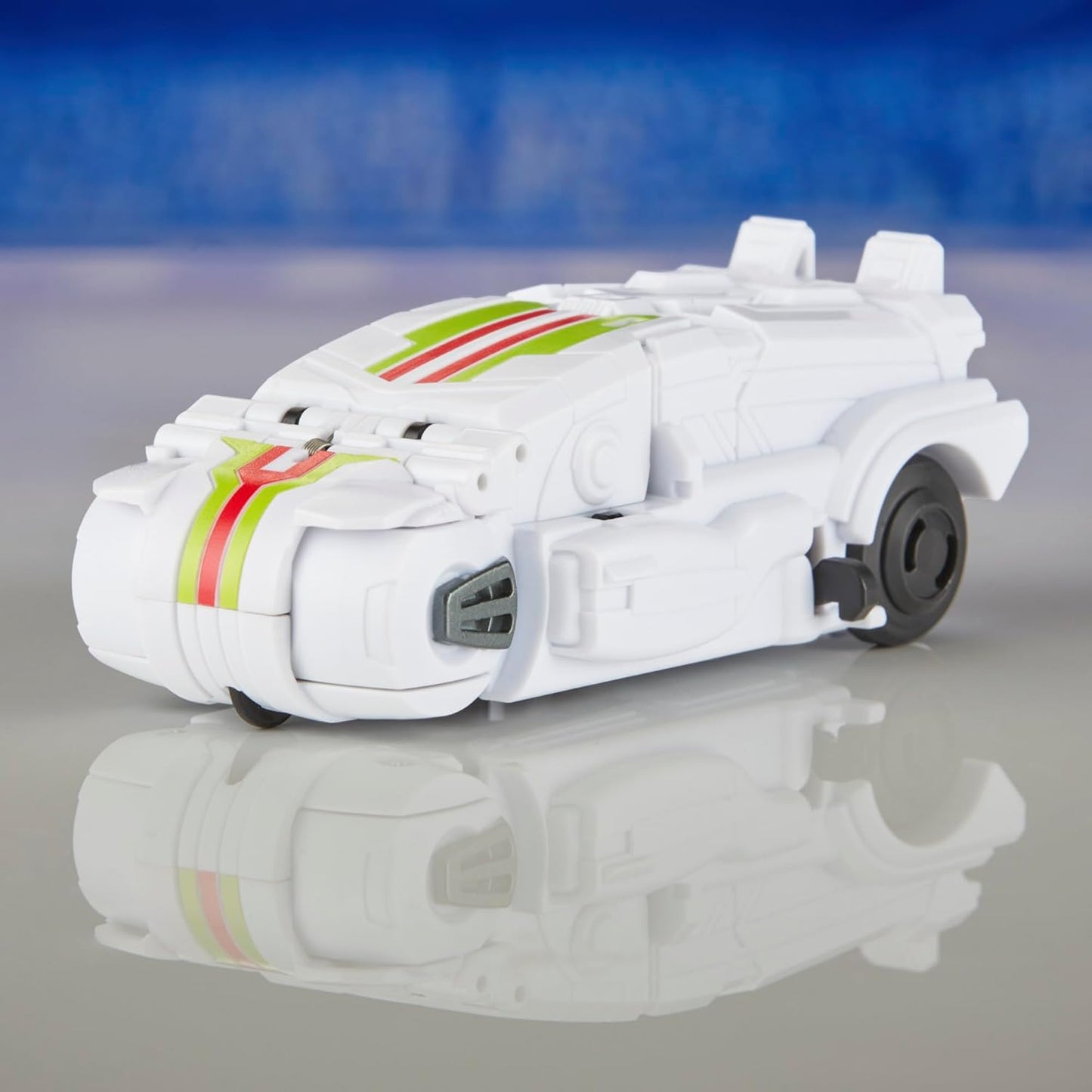 Transformers One Cog Changer Wheeljack 4-Inch Robot Action Figure Fashions for Home