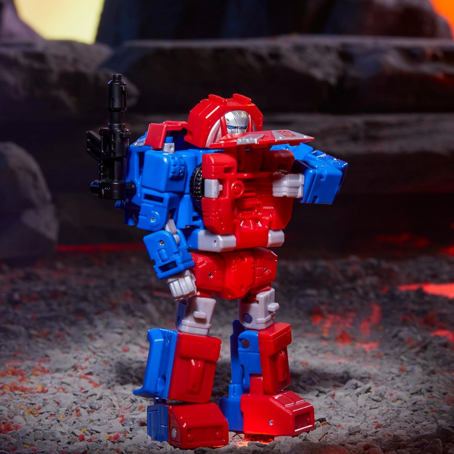Transformers Legacy United Deluxe Class G1 Universe Autobot Gears, 5.5-inch - Fashions for Home