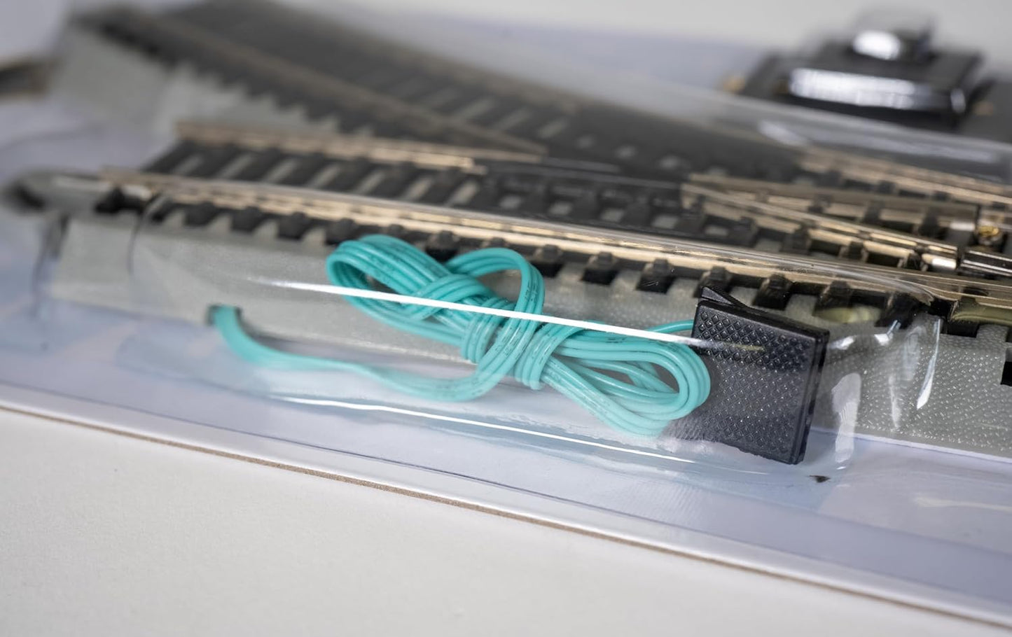 Bachmann Trains - Snap-Fit E-Z TRACK REMOTE TURNOUT - RIGHT (1/card) - NICKEL SILVER Rail With Gray Roadbed - HO Scale Fashions for Home