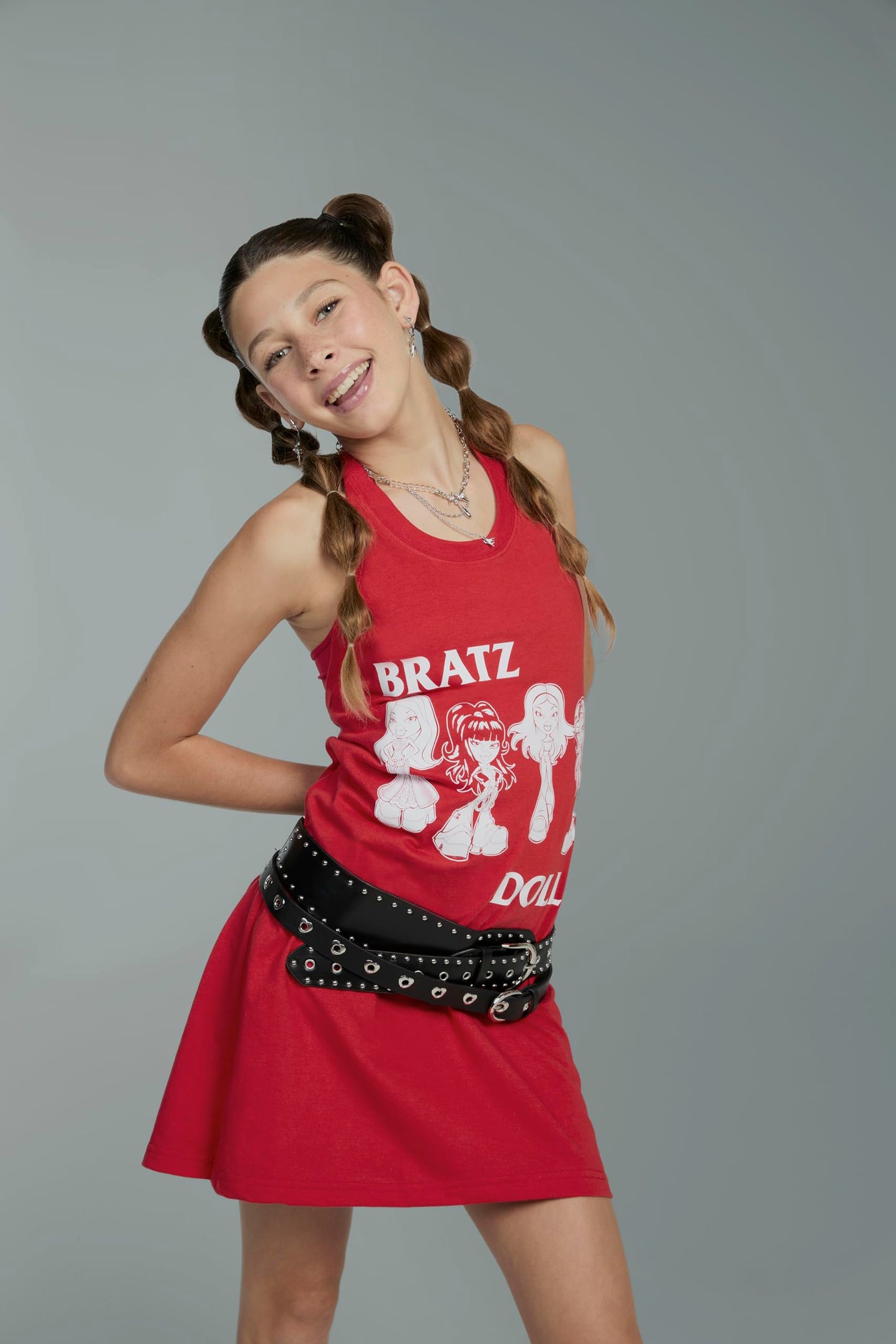 Bratz Stylin' Jade Fashion Doll with Customizable T-Shirt for You and Accessories Fashions for Home
