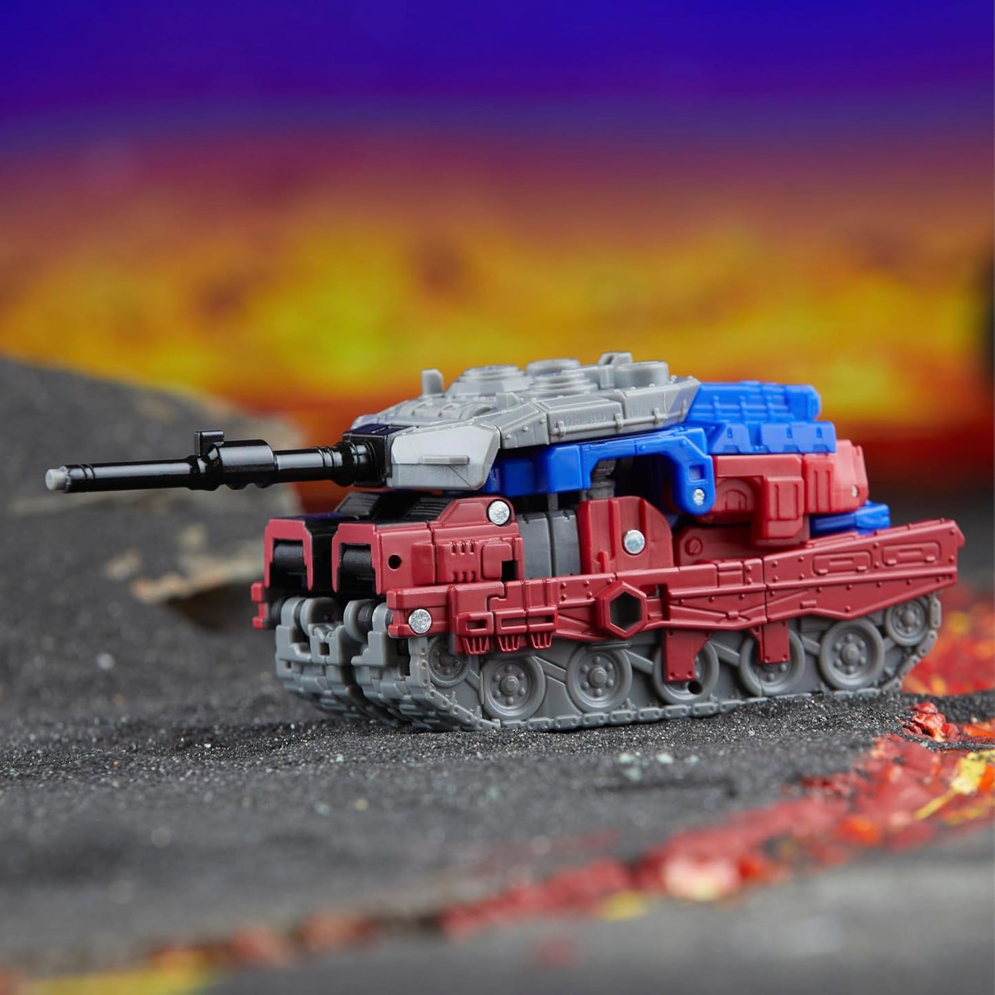 Transformers Legacy United Deluxe Class G1 Universe Quake, 5.5-inch Converting Action Figure, for Boys and Girls Ages 8+ - Fashions for Home