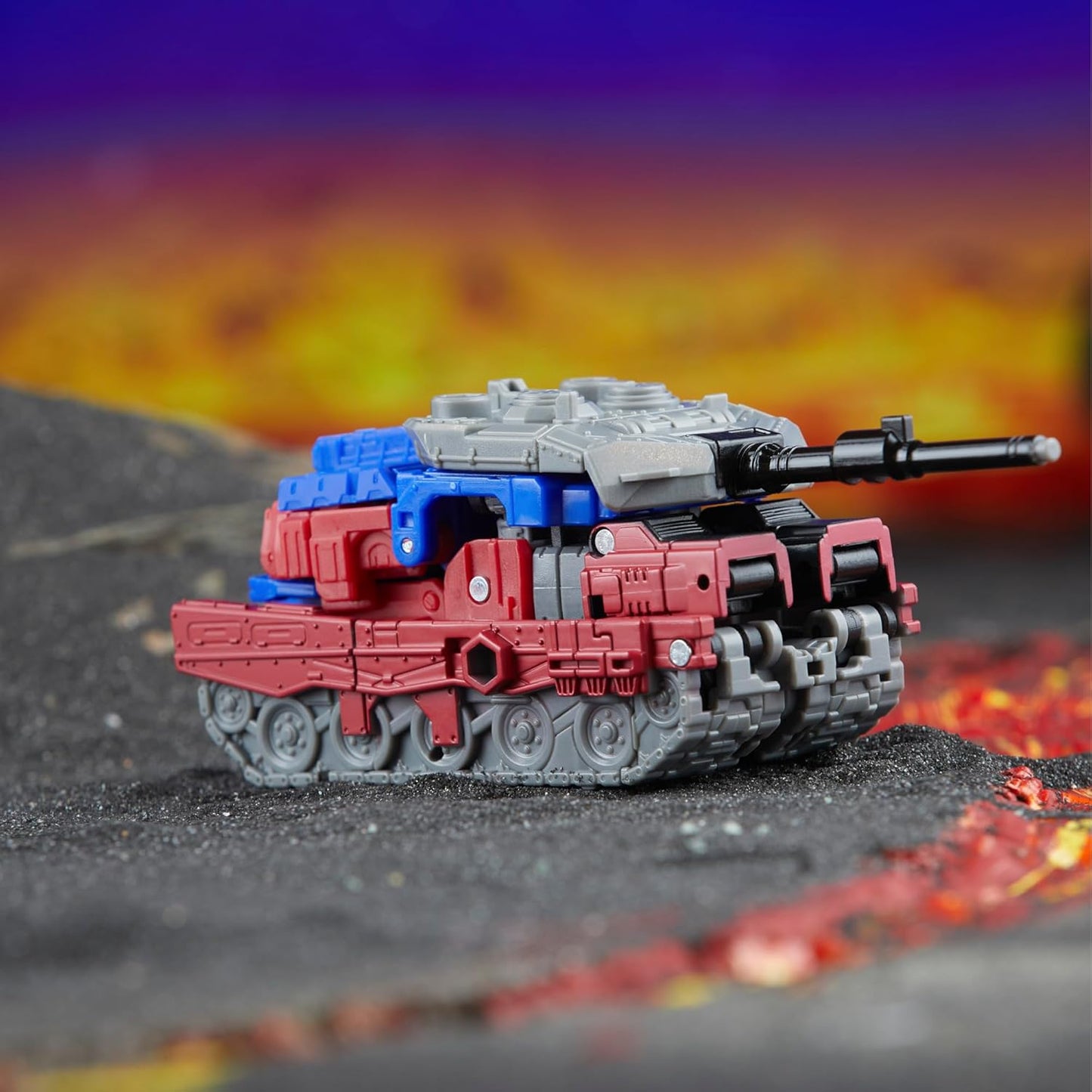 Transformers Legacy United Deluxe Class G1 Universe Quake, 5.5-inch Converting Action Figure, for Boys and Girls Ages 8+ - Fashions for Home