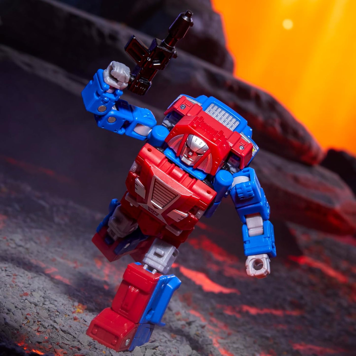 Transformers Legacy United Deluxe Class G1 Universe Autobot Gears, 5.5-inch - Fashions for Home