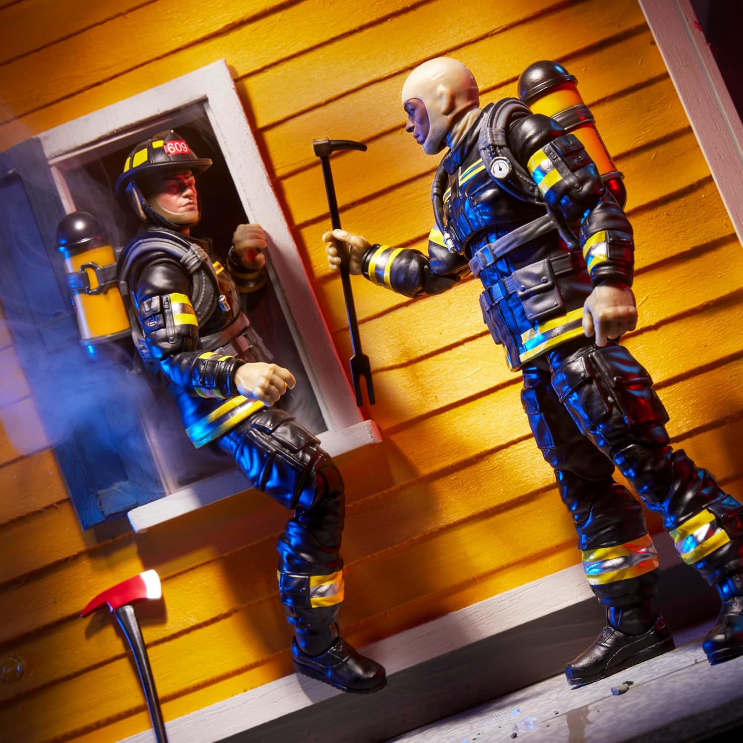 G.I. Joe Classified Series Legacy Collection - Search & Rescue Firefighter, Collectible 6 Inch Action Figure with 14 Accessories