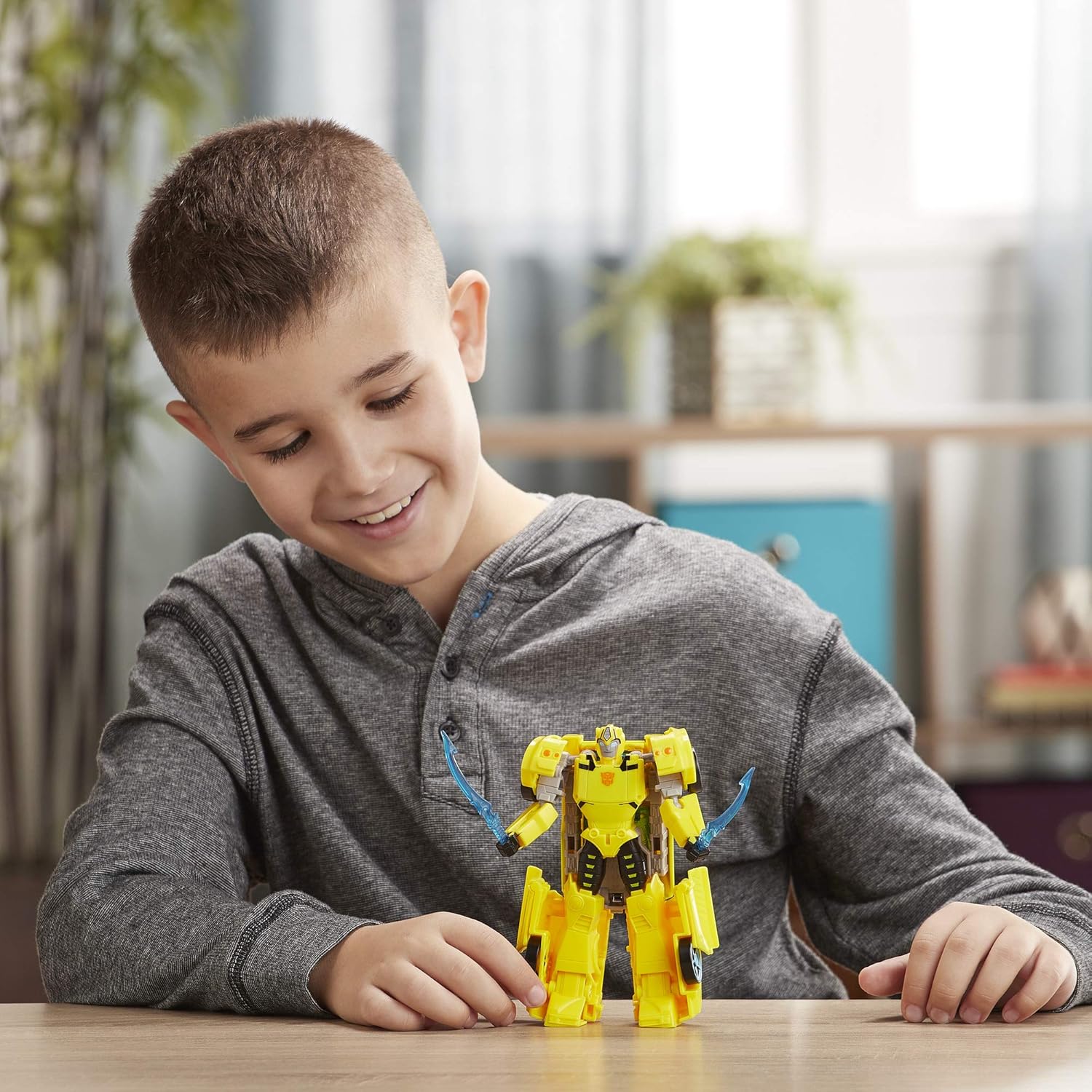 Transformers Cyberverse - Battle For Cybertron - Ultra Class Bumblebee - Fashions for Home