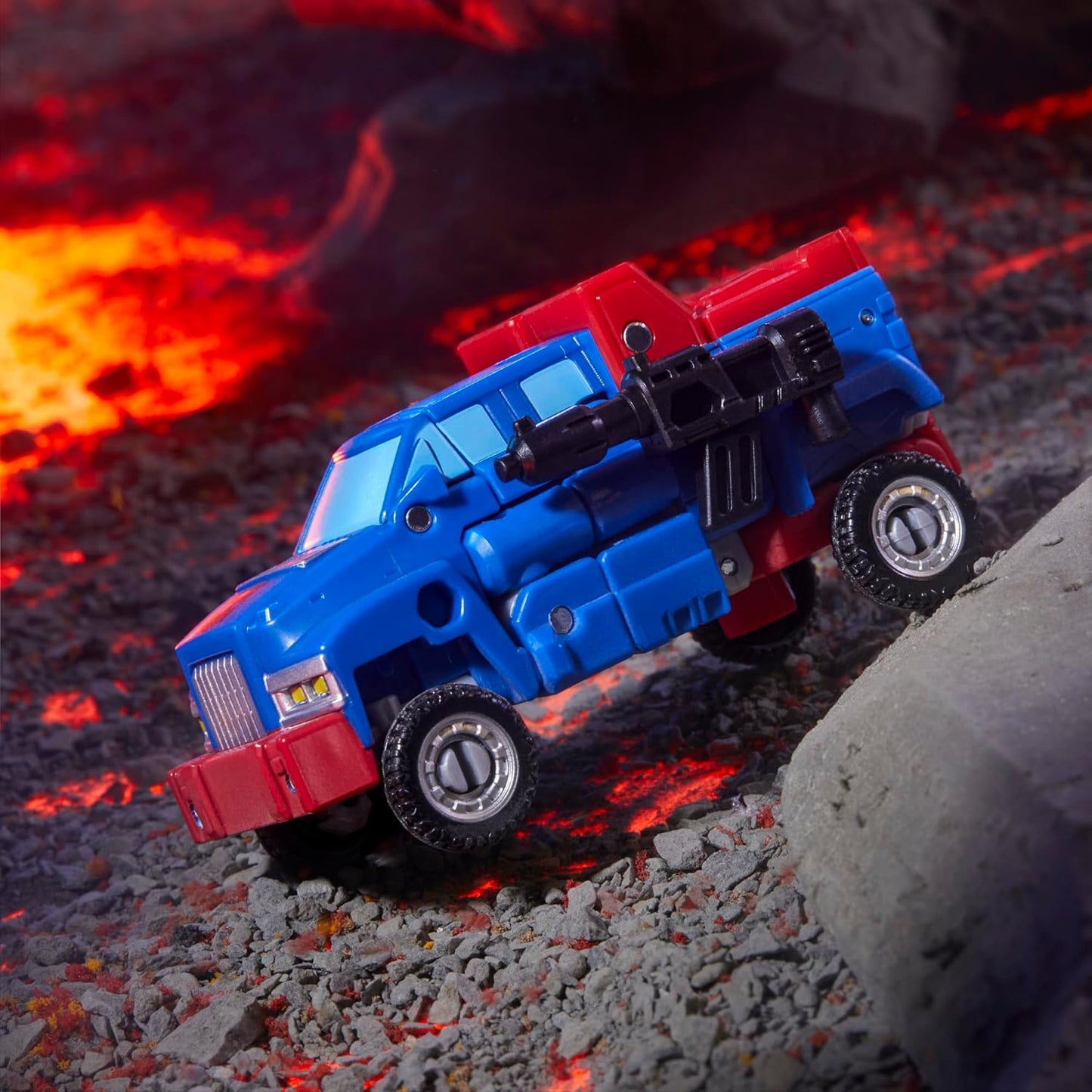 Transformers Legacy United Deluxe Class G1 Universe Autobot Gears, 5.5-inch - Fashions for Home