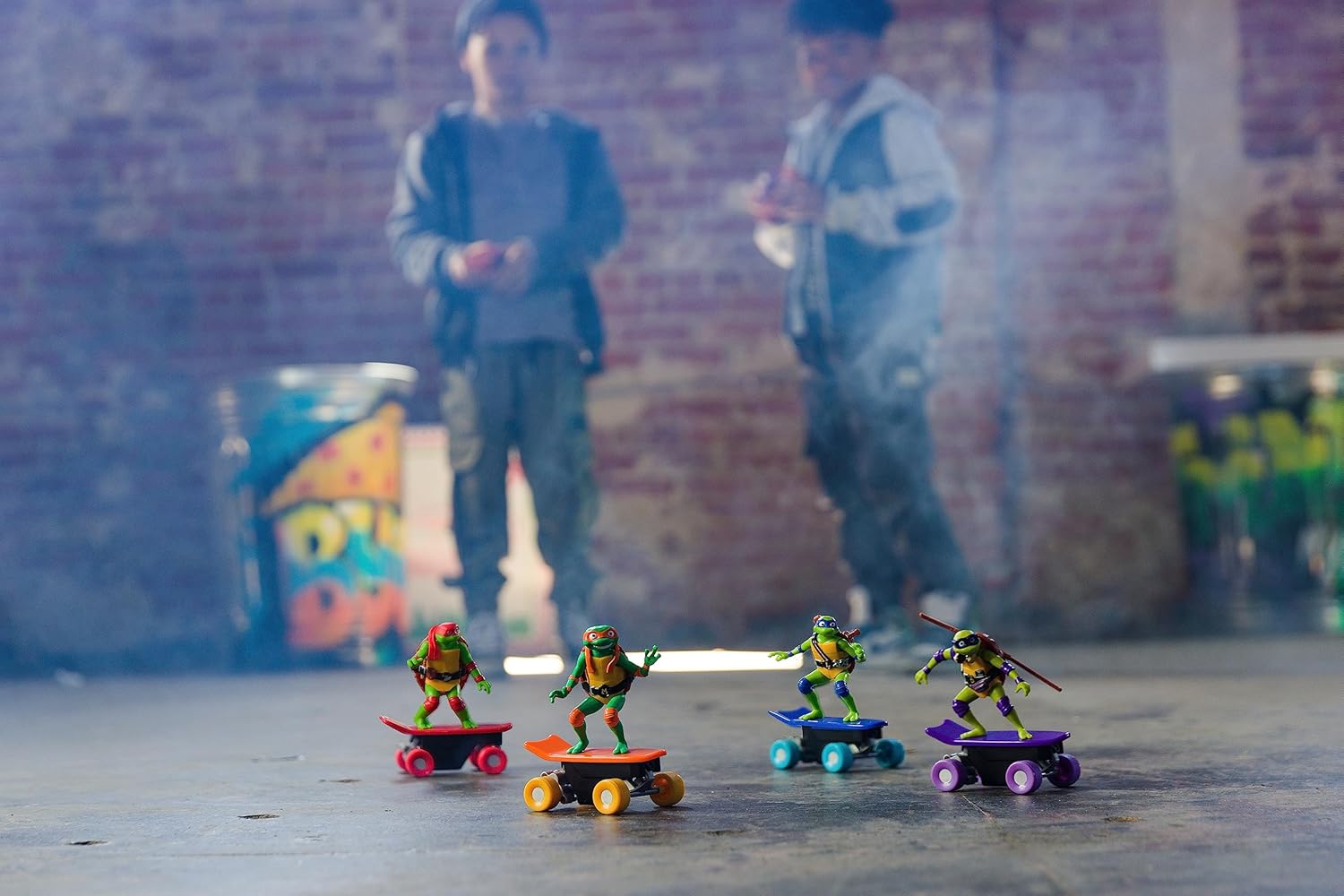 Teenage Mutant Ninja Turtles Michelangelo Half Pipe RC Vehicle Movie Edition Ages 5+ - Skate + Performs Tricks - 2.4GHz RC Controller - Fashions for Home
