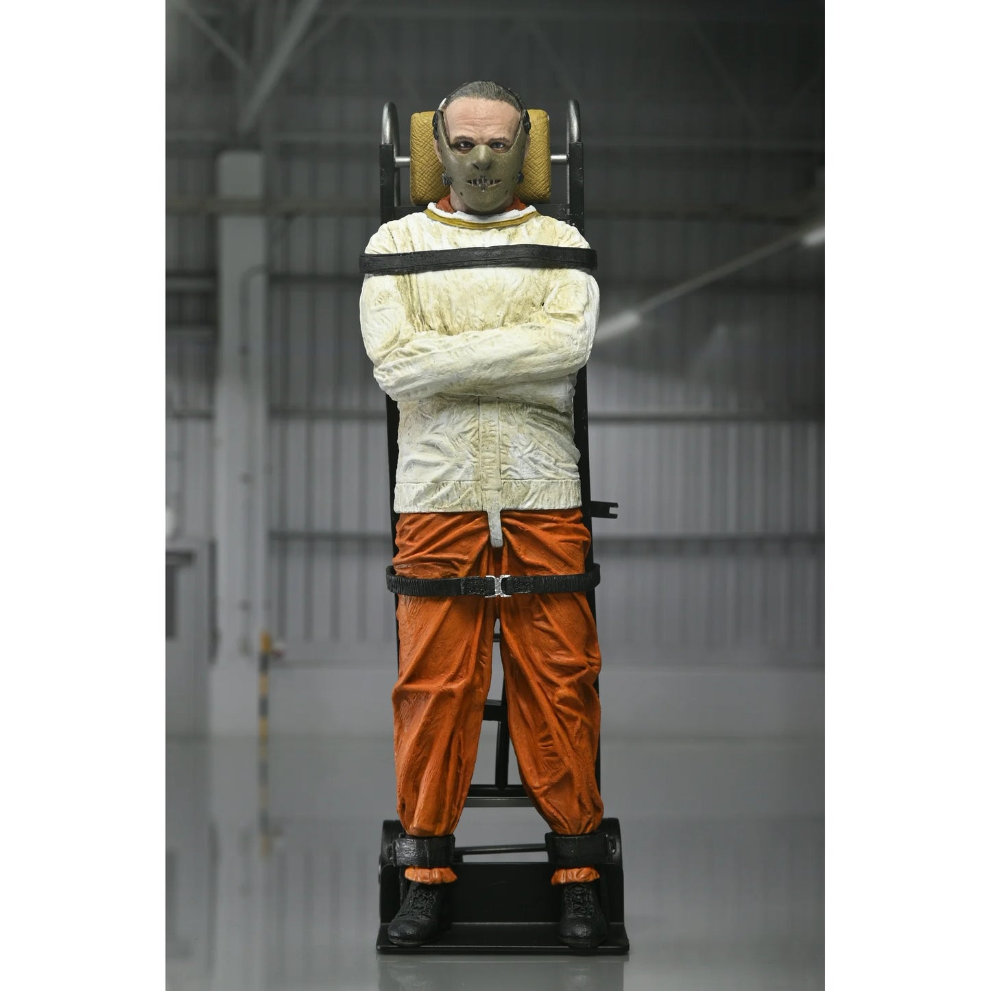 NECA Silence of The Lambs: Dr. Hannibal Lecter Masked Action Figure with Interchangeable Heads and Mask (7")