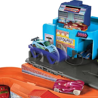 Hot Wheels Ultra Hots Sto & Go Track Set, 5 Die-Cast Cars, Ages 3+, 36" x 24" x 12", Plastic - Fashions for Home