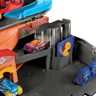 Hot Wheels Ultra Hots Sto & Go Track Set, 5 Die-Cast Cars, Ages 3+, 36" x 24" x 12", Plastic - Fashions for Home
