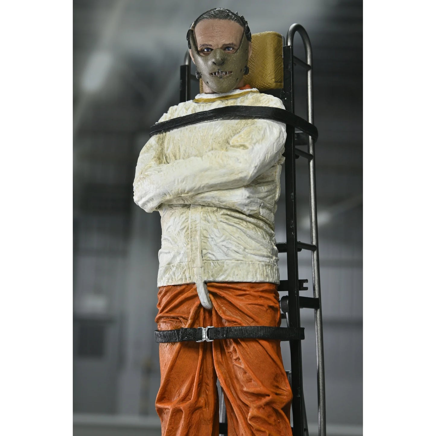 NECA Silence of The Lambs: Dr. Hannibal Lecter Masked Action Figure with Interchangeable Heads and Mask (7")