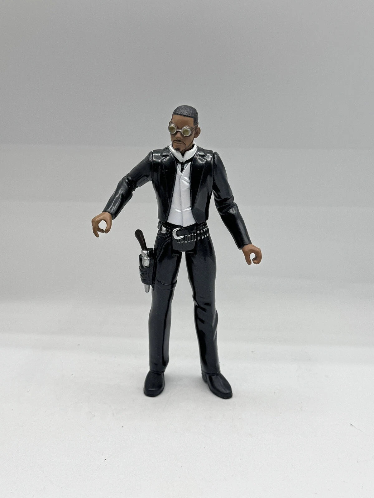 Wild Wild West:The Movie Will Smith As James West with Demolition Pool Ball Fashions for Home