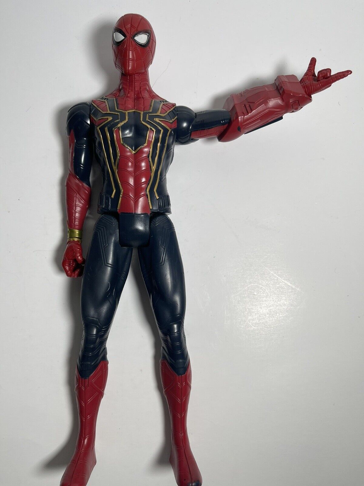 Avengers Marvel Iron Spider 6"-Scale Marvel Super Hero Action Figure Toy